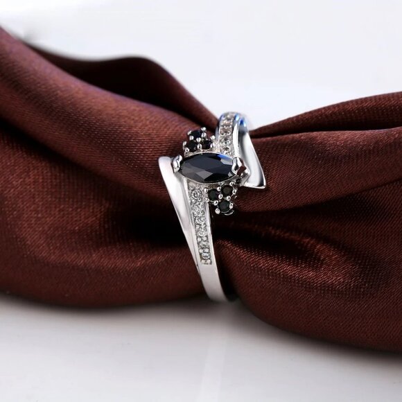 💝2/$20💝NWOT - Sterling Silver Classic Style Crystal Prong Setting Ring - 7 3/4 - Picture 5 of 13